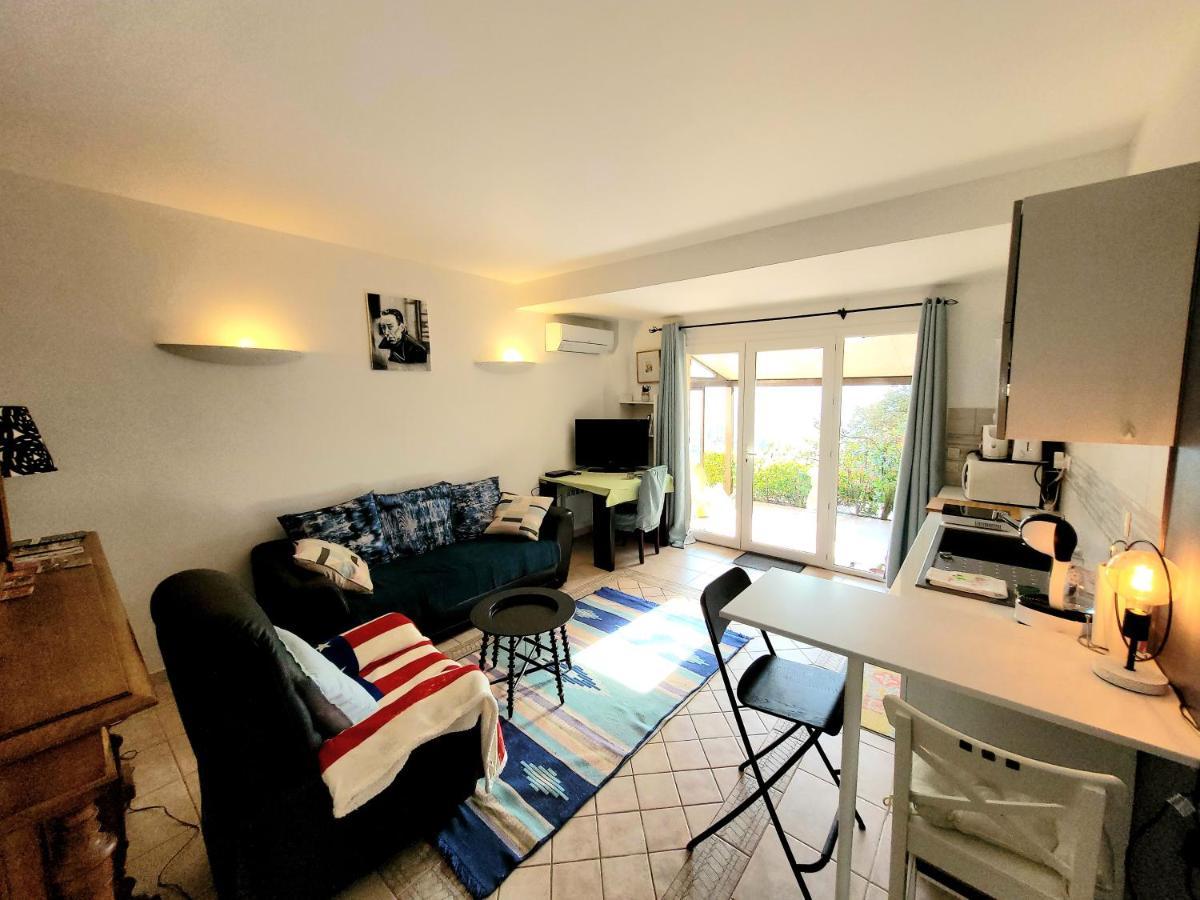 Le Nid De Darshan 2 Personnes Collobrieres Exterior photo